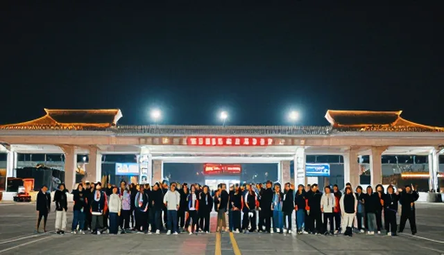 线路策划中商务考察与文化体验的取舍分析
