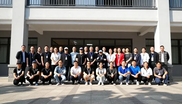 研学旅行中酒店预订,集中式与分散式如何选择